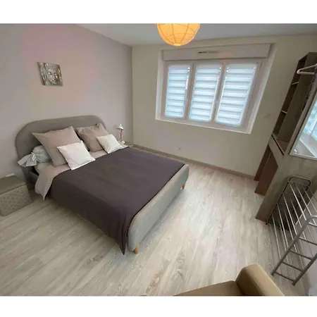 Entier Avec Parking Prive Au Calme Cosy A Etage Avec Balcon