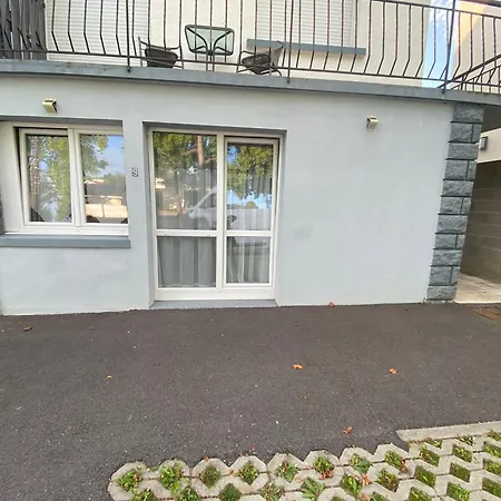 Entier Avec Parking Prive Au Calme Cosy A Etage Avec Balcon